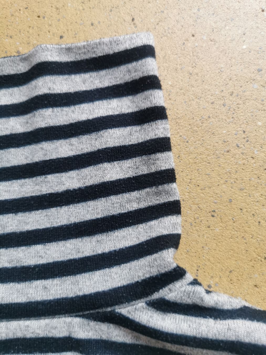 Zara Maglioni & Felpe: Zara Rollkragen Shirt Gr. S – Usato da Winterthur venduto da bettie01 1