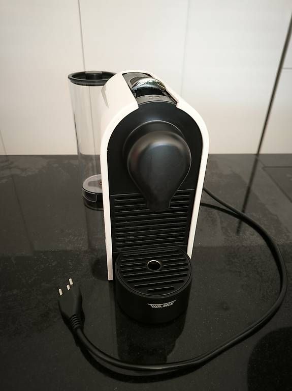 Nespresso Kaffeemaschinen & Espressomaschinen: Nespresso Turmix – Gebraucht aus Regensdorf von runkelfunkel