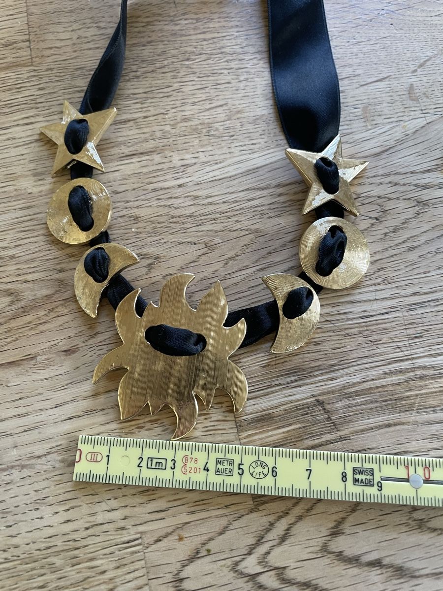 Pierre Lang Catenine: Grosse Pierre Lang Halsband – Usato da Flawil venduto da Naphtali 2