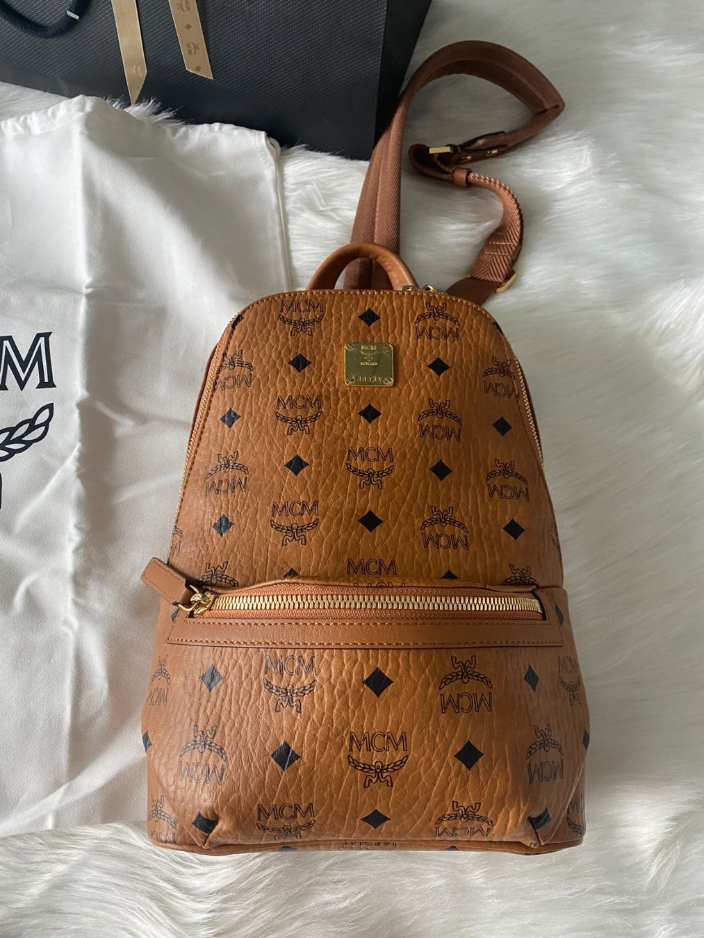 Mcm Borse: MCM Aren Sling-Bag Unisex – Usato da Dübendorf venduto da Levintreyer 1