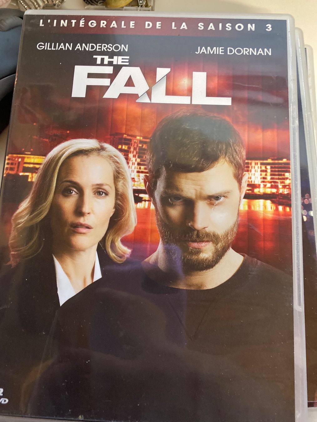 TV-Serien: THE FALL - 3 SAISONS - GILLIAN ANDERSON – Gebraucht aus Le Brassus von  2
