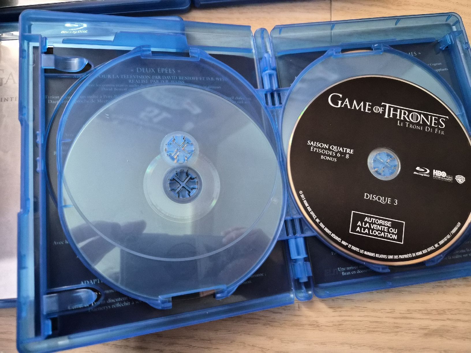 Tutti i DVDs: Game of Thrones - Intégrale Saisons 1 à 4 - Blu-ray – Usato da La Joux FR venduto da car_ck96 1