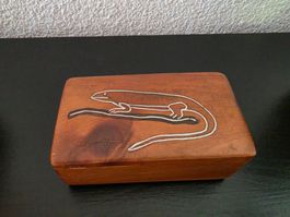 Kleine Schatulle Holz Echse