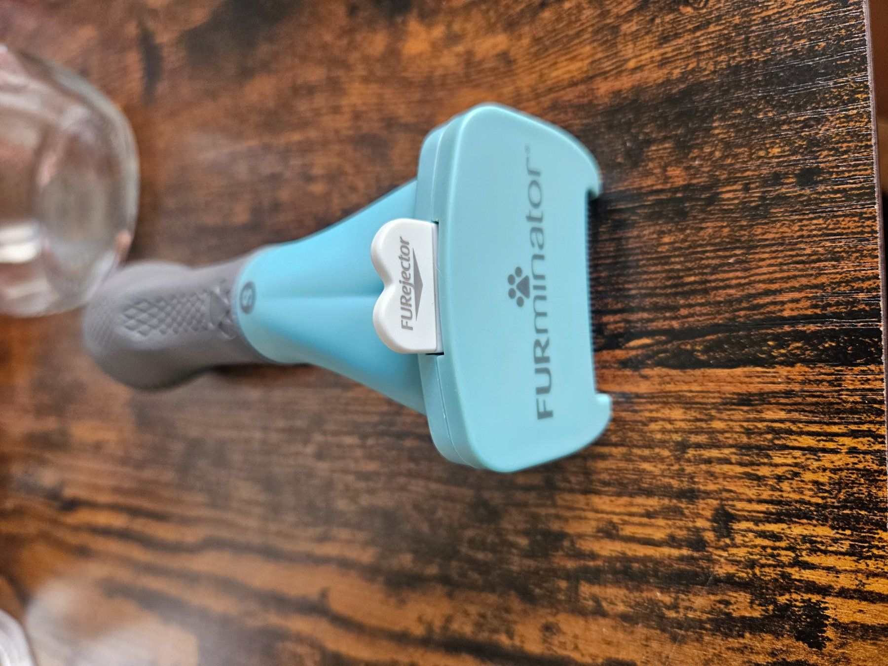 Pflegeprodukte & Putzartikel: Furminator klein – Neu (gemäss Beschreibung) aus Luzern von Lucan_Valerius 1