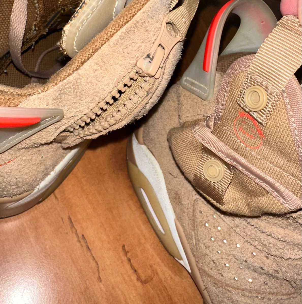 Jordan Scarpe da uomo: Jordan 6 retro Travis Scott Kaki brown – Usato da Büetigen venduto da ras_5bvt 7