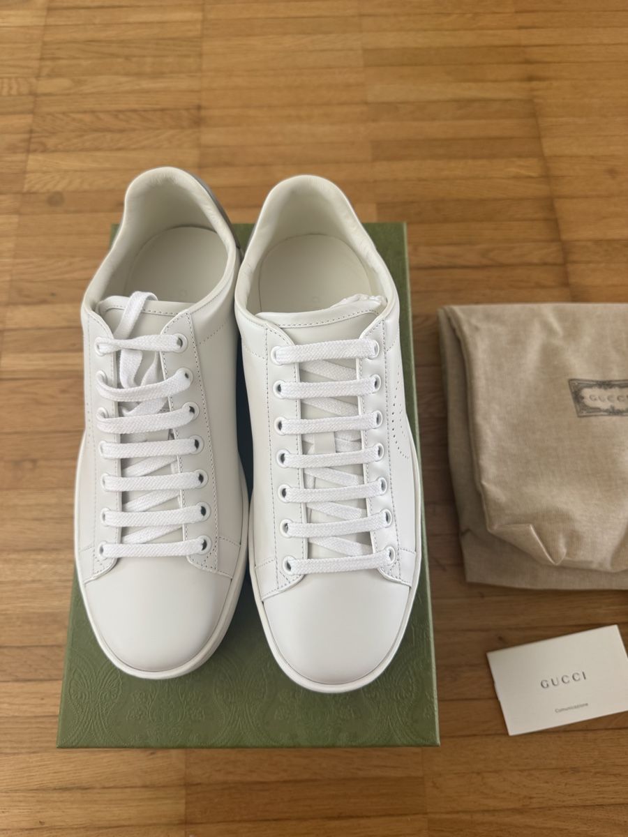 Gucci Chaussures femmes: Gucci Mirco soft Leder Sneaker Gr.38 oder Gr.37.5 – Neuf avec emballage d'origine à Pfäffikon SZ par EMMA0111 2
