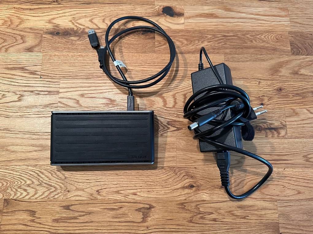 Targus Docking station: Targus USB-C Dual 4K Docking Station 60W – Usato da Sarnen venduto da was_chh9