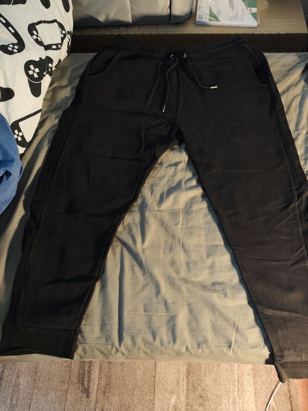 Siksilk Hosen: Stylische Messi SikSilk Jogginghose, Grösse XXL, Schwarz – Gebraucht aus Köniz von Schweiz1992 5
