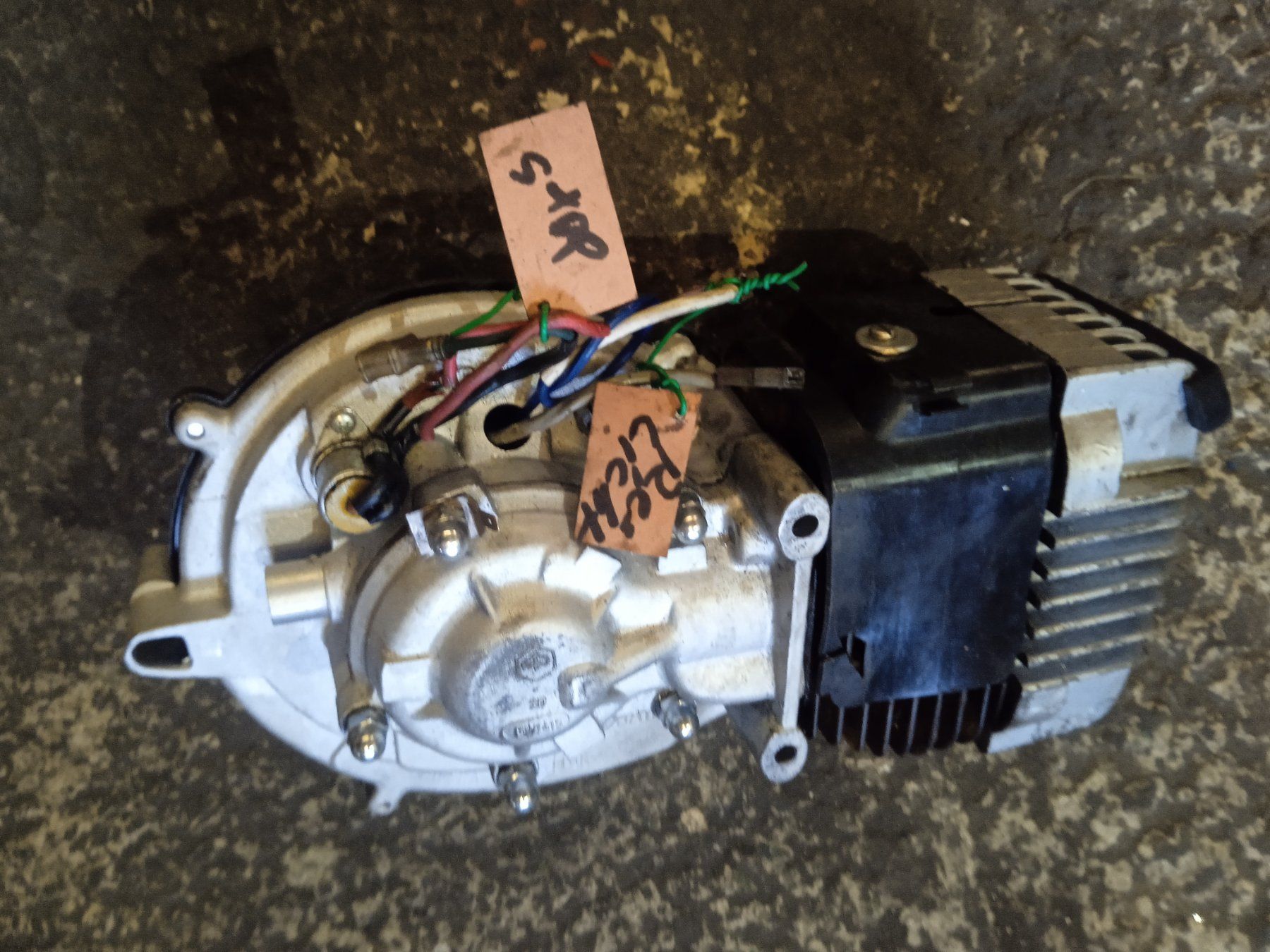 Piaggio Motori: Piaggio Motor.3xSpule..Lauft – Usato da Fulenbach venduto da Elektronik 1