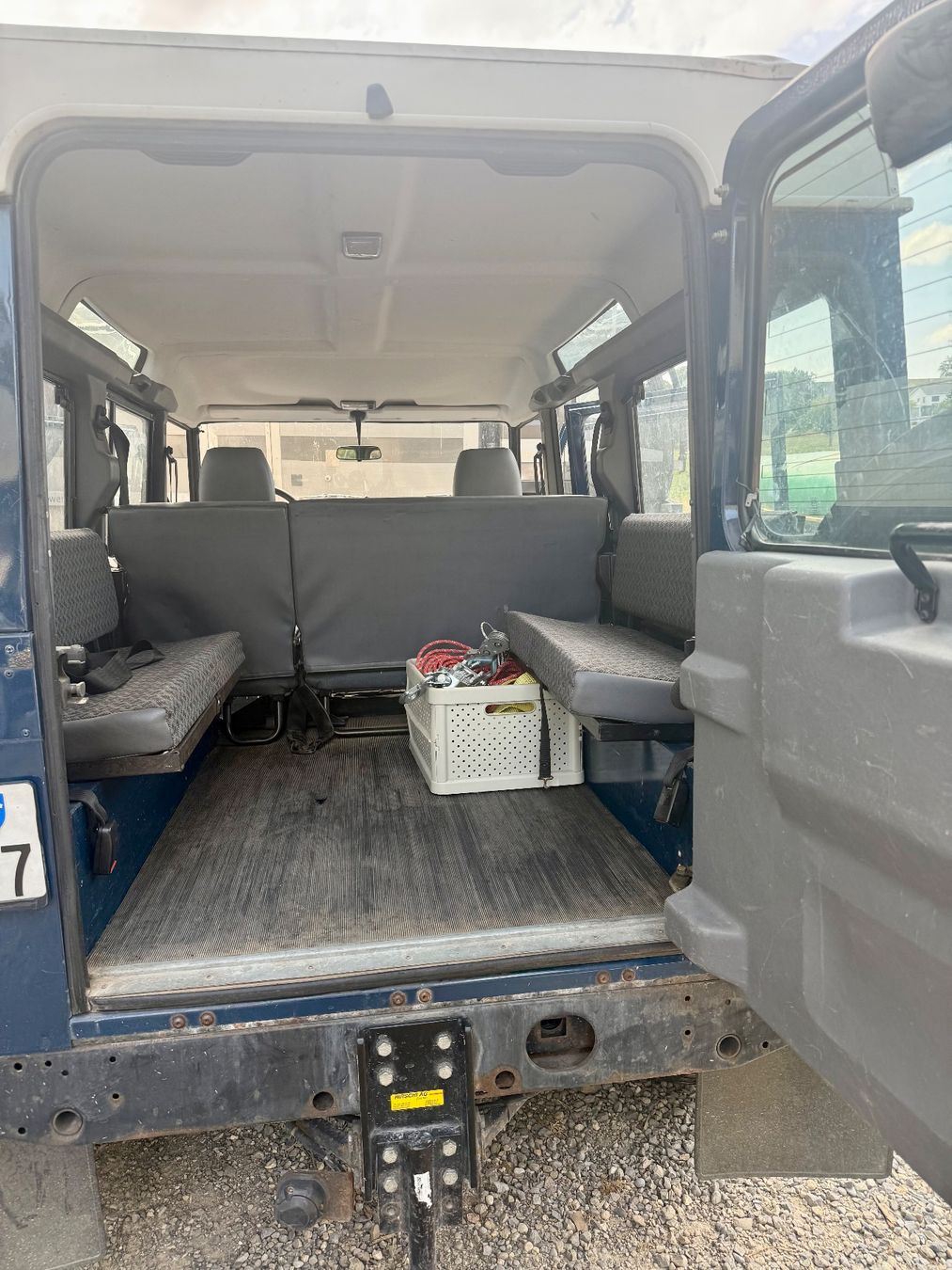 Land Rover Automobili: Reisemobil Defender 110 TD5 – Usato da Dürrenäsch venduto da Canadajunge 4