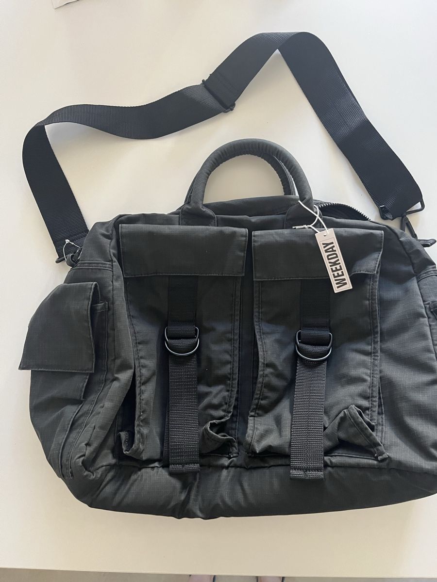 Weekday Sacs femmes: Borsa Weekday – Neuf (Voir description) à Bellinzona par aga_mm8m 2