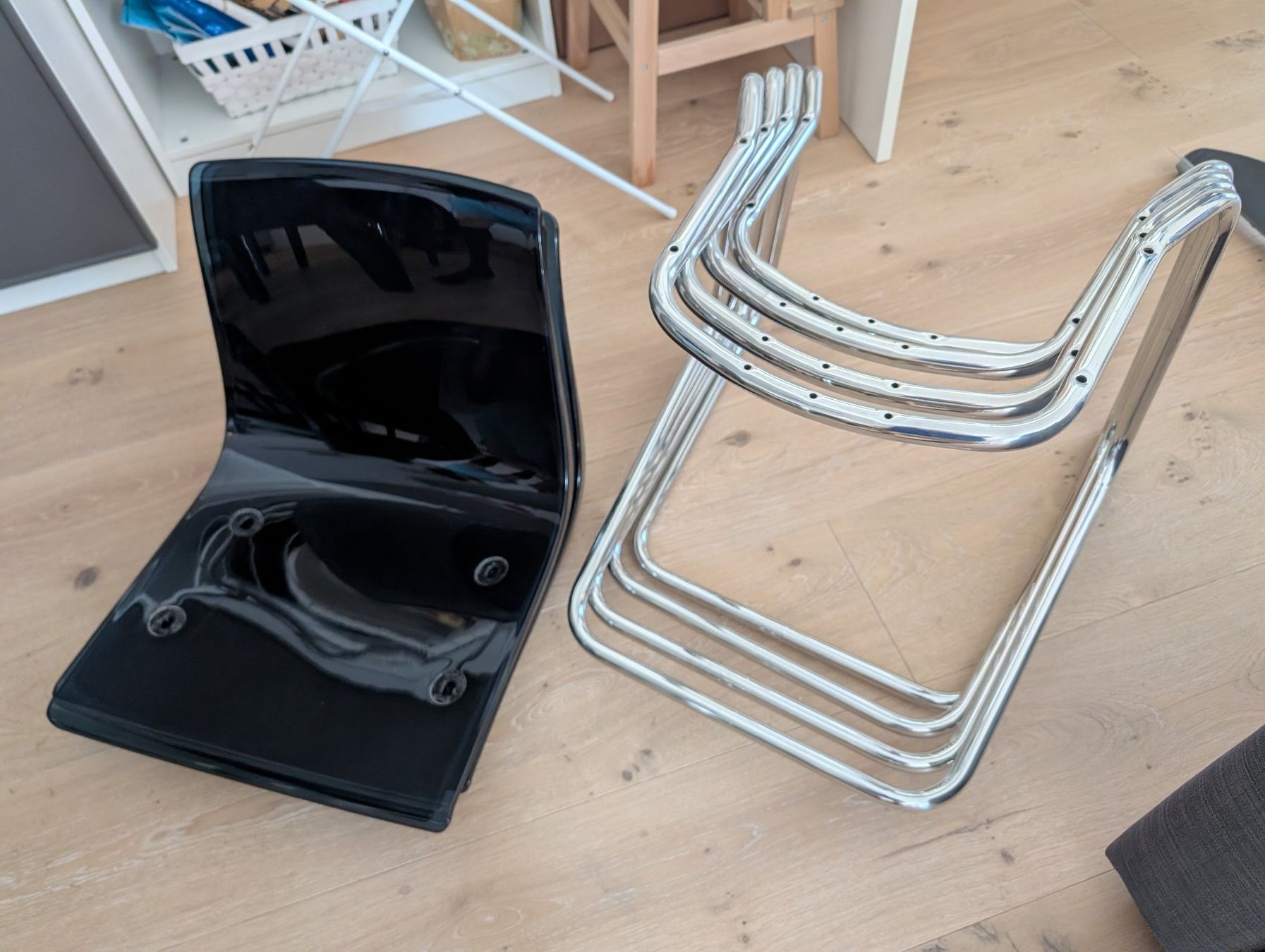Sedie: Freischwinger Stühle (x4) – Usato da Zürich venduto da chr_hwm7 3