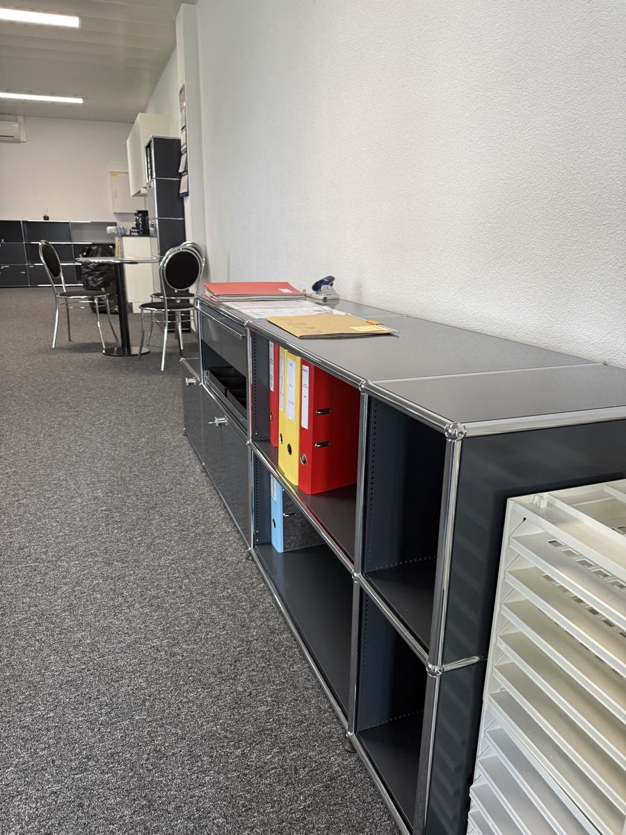 Regale: USM Haller Sideboard Anthrazit, Top Zustand – Neu (gemäss Beschreibung) aus Steinhausen von Elif.Guerbuez 3