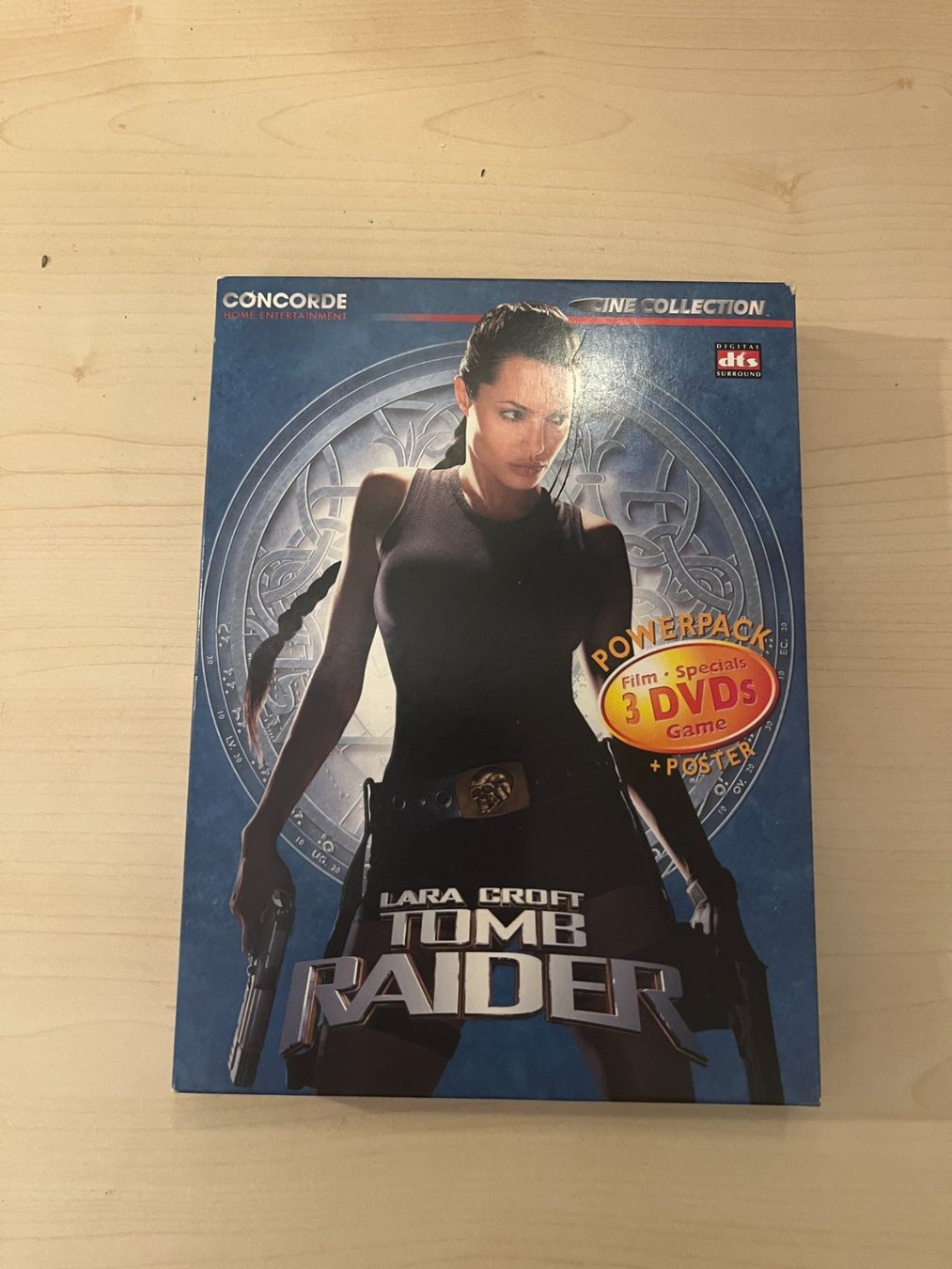 Tous les DVDs: Lara Croft Tomb Raider Powerpack 3 DVDs – D'occasion à Binningen par burger1985