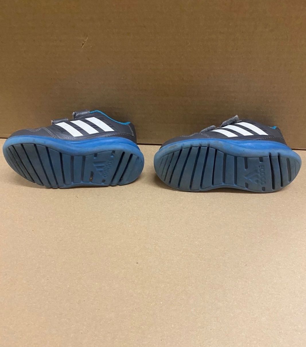 Adidas Scarpe per ragazzi: Kinder Schuhe Grösse 23 – Usato da Zürich venduto da zd_1965 3