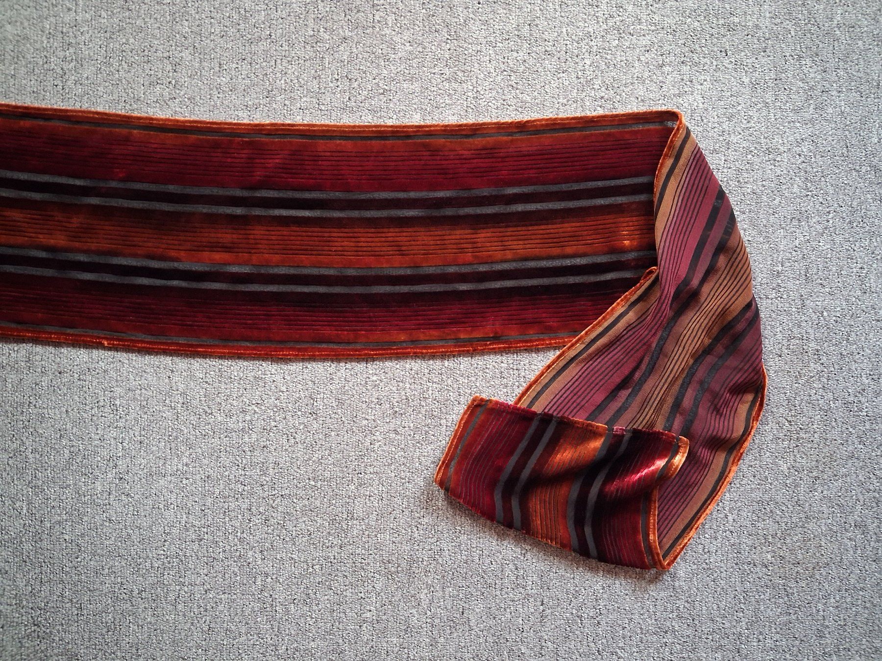 Foulards, Tücher & Schals: Schal gestreift Samtoptik, neu – Neu (gemäss Beschreibung) aus Wald ZH von e8e 4