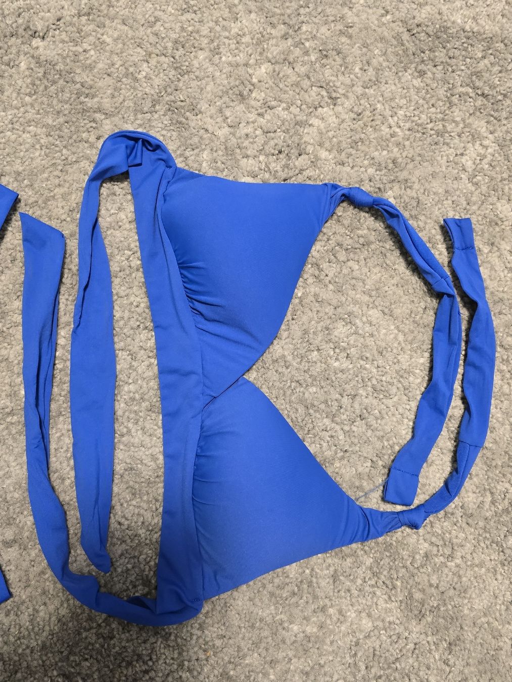 Calzedonia Costumi da bagno & Bikini: Calzedonia Bikini Set, Neckholder, blau, Gr. S - Top Zustand – Usato da Dietikon venduto da Kaska2020 2