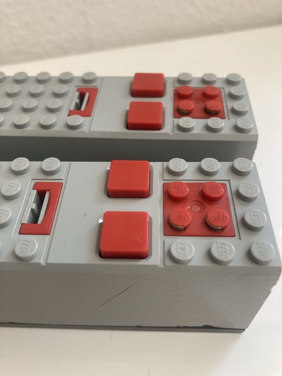 Lego Kit di costruzioni: 3x alte Lego Batterieboxen  – Usato da Rombach venduto da polymerase01 2