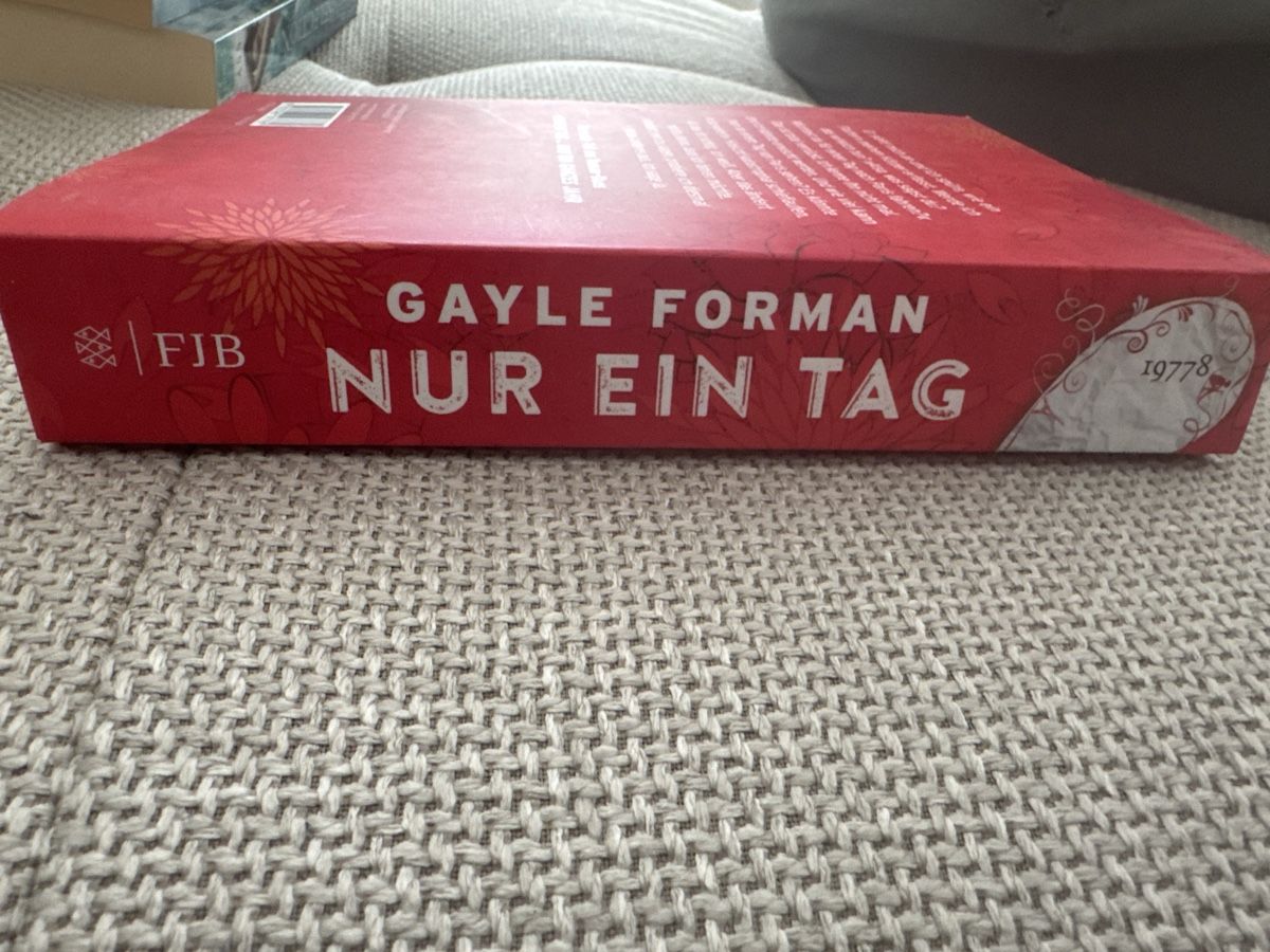 Libri: Gayle Forman - Nur ein Tag, Roman – Nuovo (secondo la descrizione) da Laufen venduto da eli_6d2p 2
