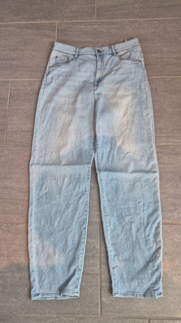 Jeans: Jeans DAWN Stardust O-Shape, Gr. 30/28, hellblau – Usato da Wädenswil venduto da frandzrh