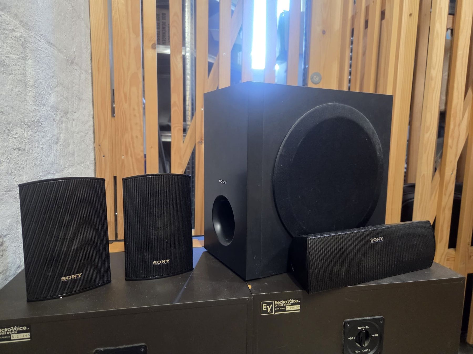 Sony Lautsprecher: Sony Lautsprecher schwarz gebraucht – Gebraucht aus Frauenfeld von mik_8hw7 1