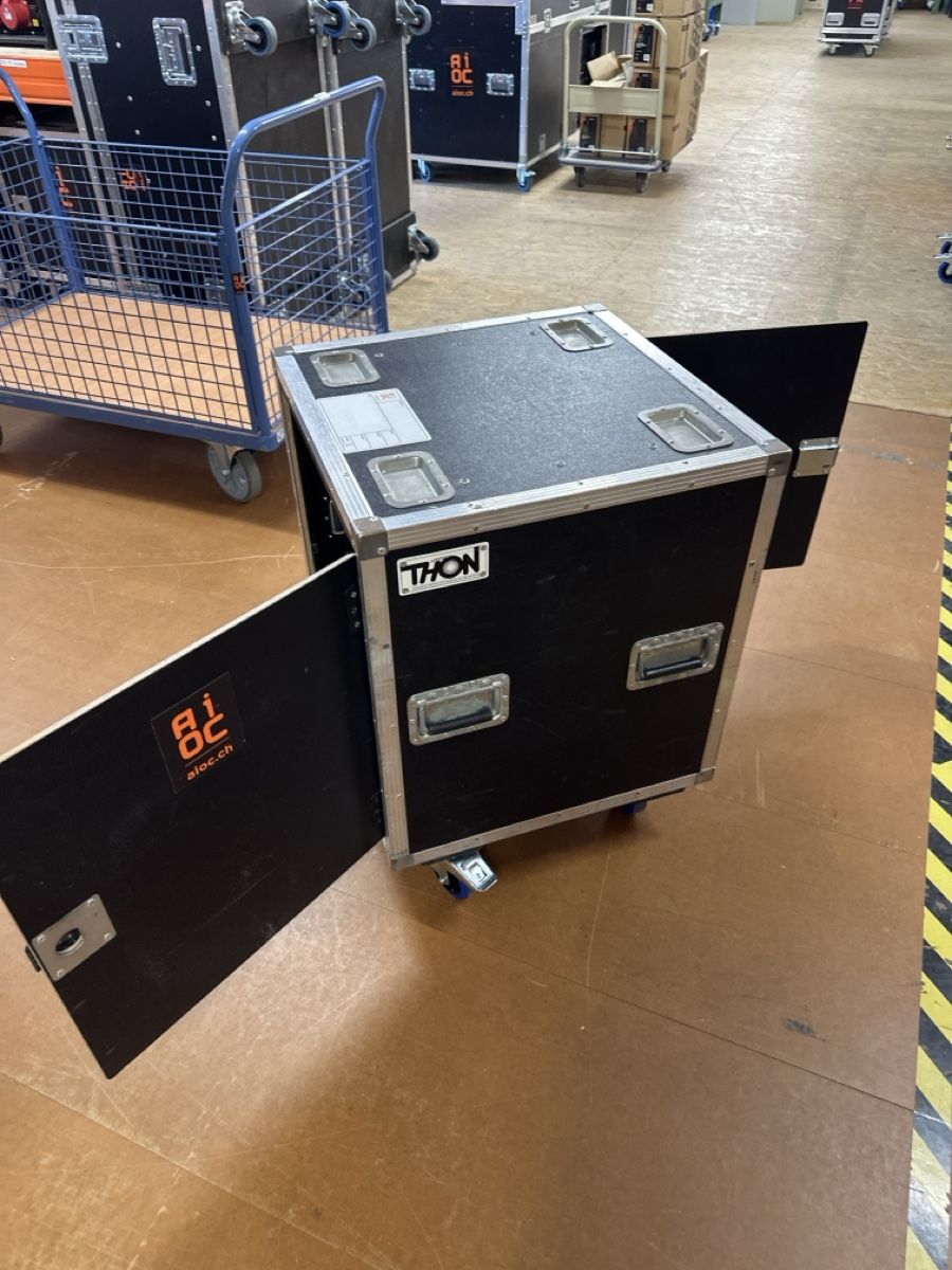 Altri accessori: Thon Rack Flightcase auf Rollen schwarz gebraucht – Usato da Hochdorf venduto da aioc 2