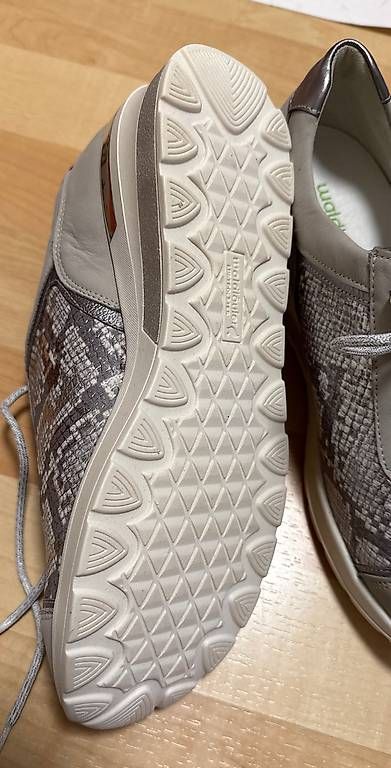 Scarpe da donna: Waldläufer Schuhe Gr 39 – Usato da Basel venduto da ste_y877 1