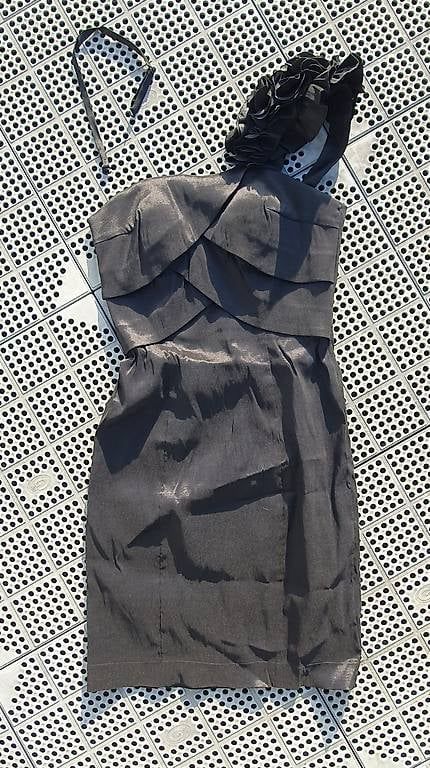 Vestiti: Kleid Gr. 34 elegant – Nuovo (secondo la descrizione) da Wangen an der Aare venduto da p.jeker