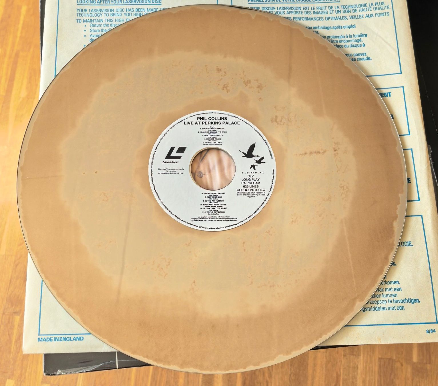 Tutti i DVDs: Laserdisc Phil Coollins – Usato da huenenberg venduto da Suizofelize 3