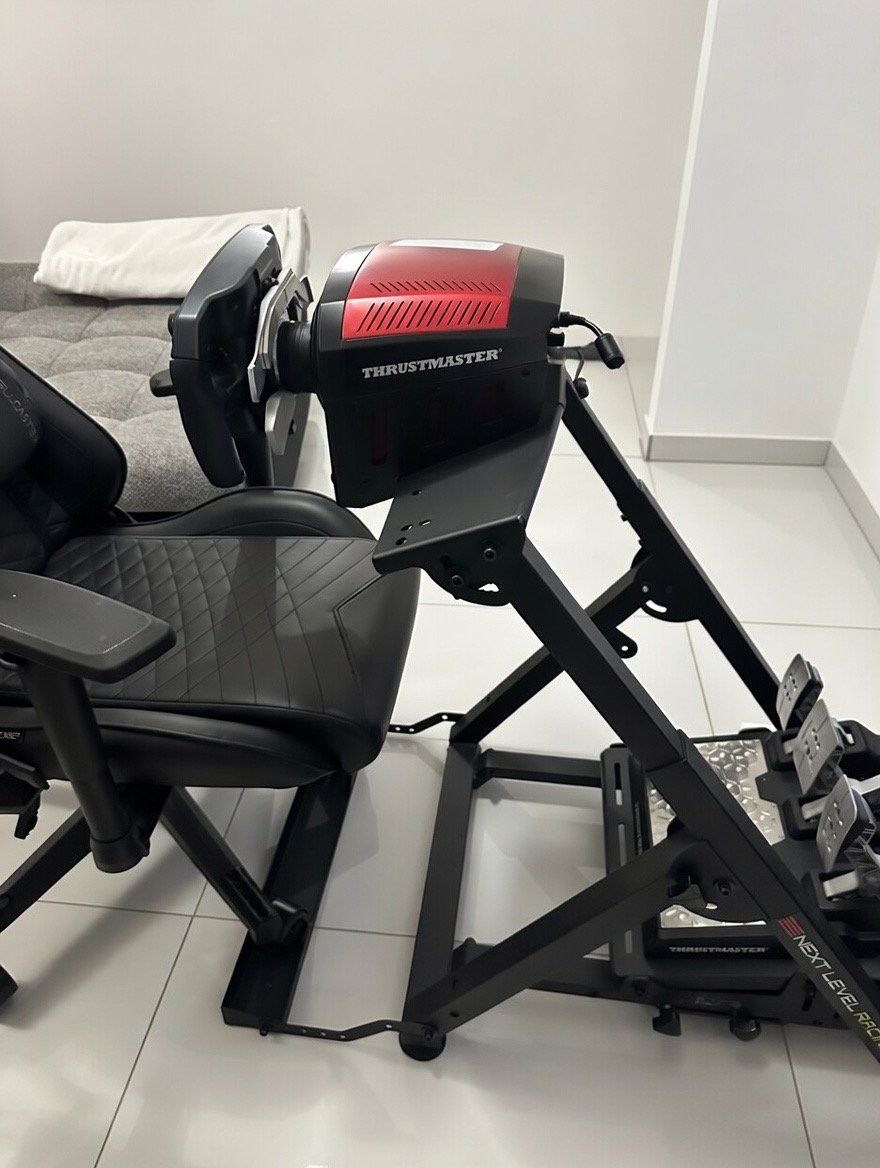 Giochi: Racing Simulator Thrustmaster - Full kit – Usato da Zug venduto da Uran 2