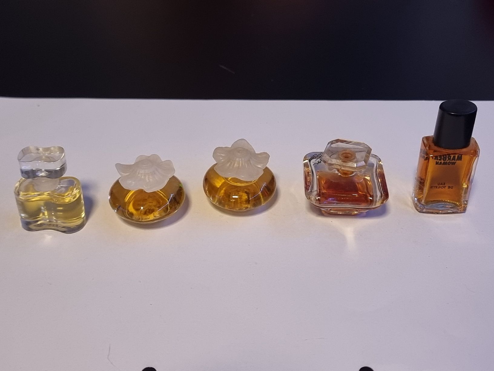 Profumi & Eau de Toilette: 25x Diverse Miniatur Parfums – Usato da Emmen venduto da JokeySchlumpf 2