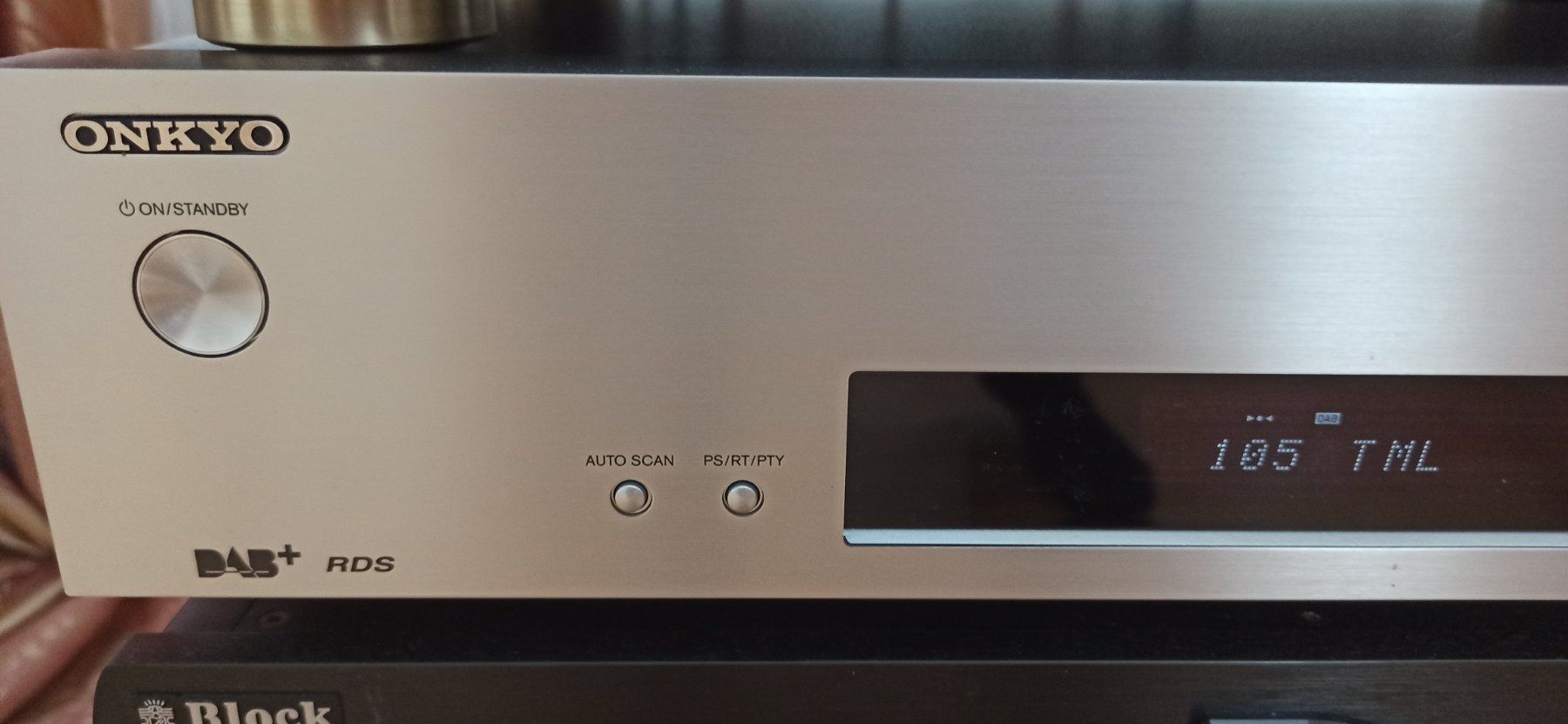 Onkyo Radio: Onkyo DAB+Tuner T-4030 – Usato da Meggen venduto da Malecifent 2