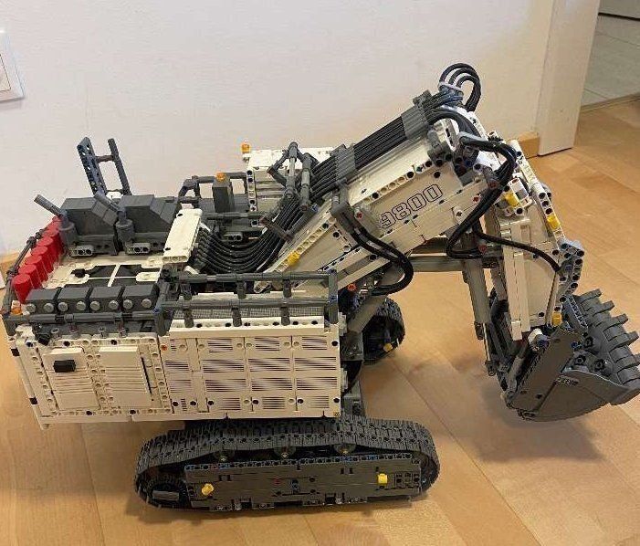 Lego Kit di costruzioni: Lego 42100 Liebherr Bagger R9800 – Usato da Selkingen venduto da Mazurit