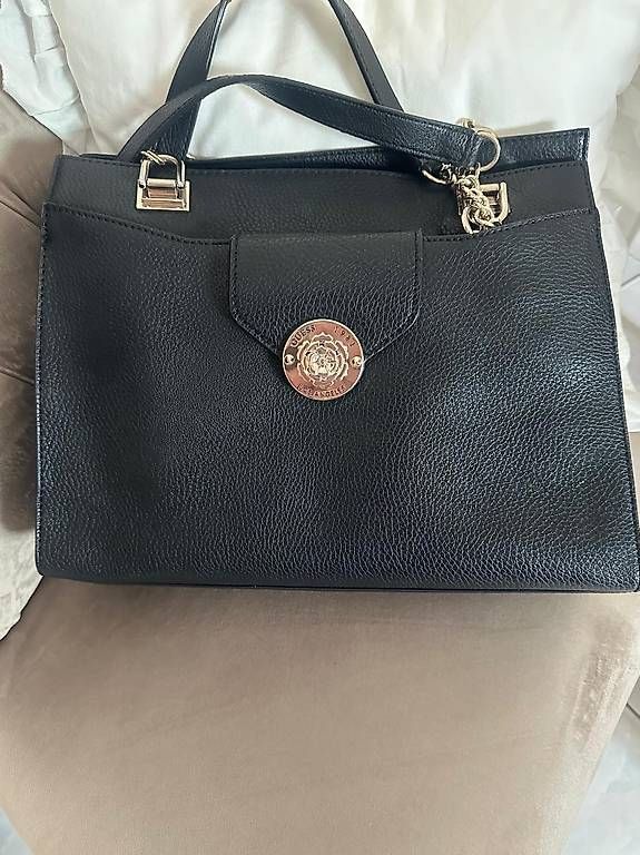 Taschen für Damen: diverse Handtaschen wie neu – Gebraucht aus Niederglatt ZH von gde 2