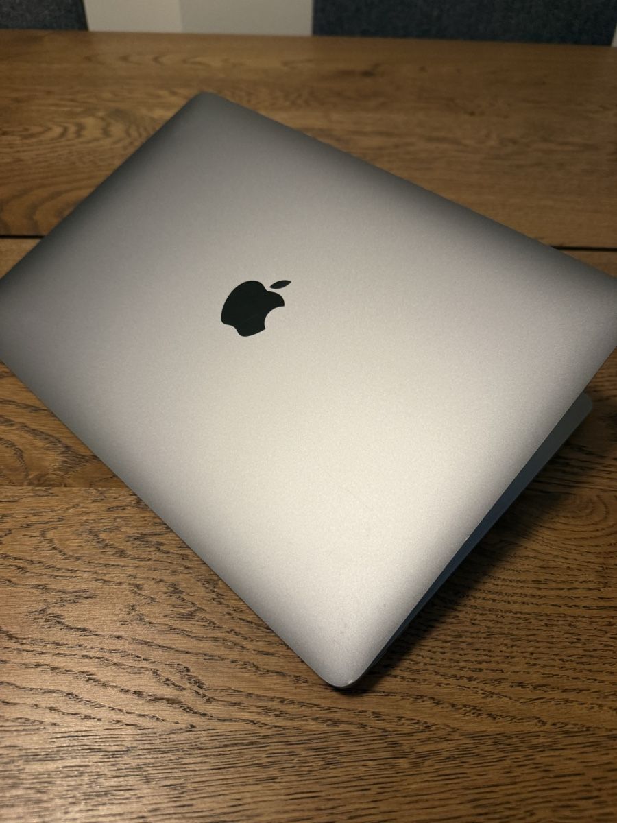 Apple Notebook: MacBook Air 2020 (Intel i5) – Usato da Zürich venduto da lacdl5 1