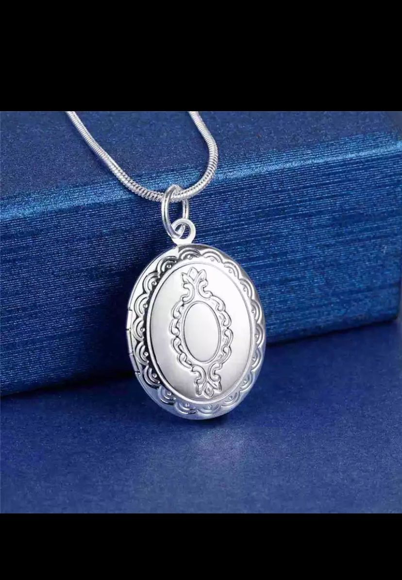 Catenine: Collier avec pendentif longueur 26cm – Nuovo (secondo la descrizione) da Chamoson venduto da Pince26 1
