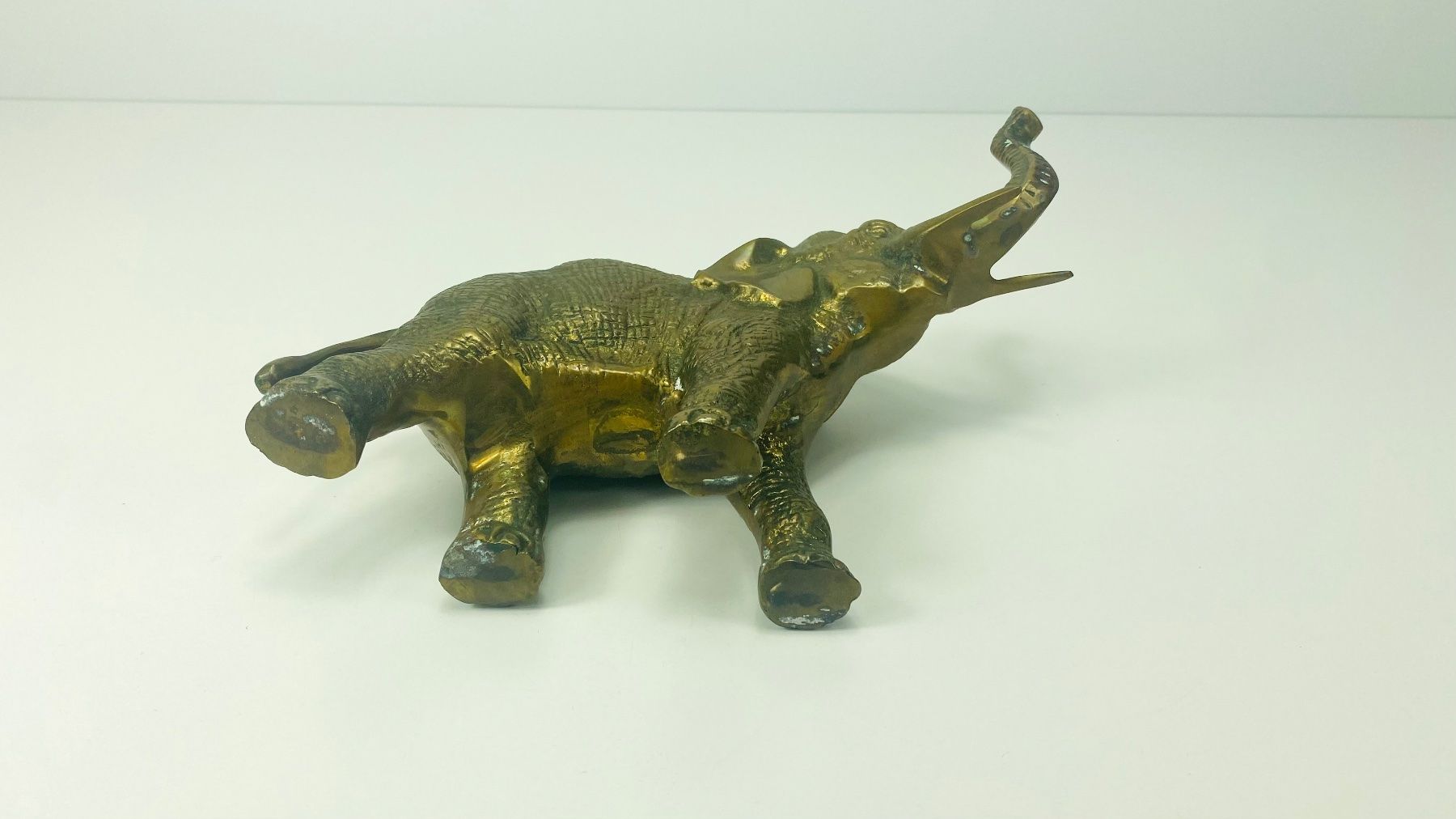 Figuren: Elefantenfigur mit erhobenem Rüssel - Messing -Glücksbringer – Gebraucht aus Zürich von Arche_Brockenhaus 7