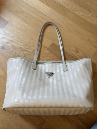 Elegante Handtasche, etwas gebraucht