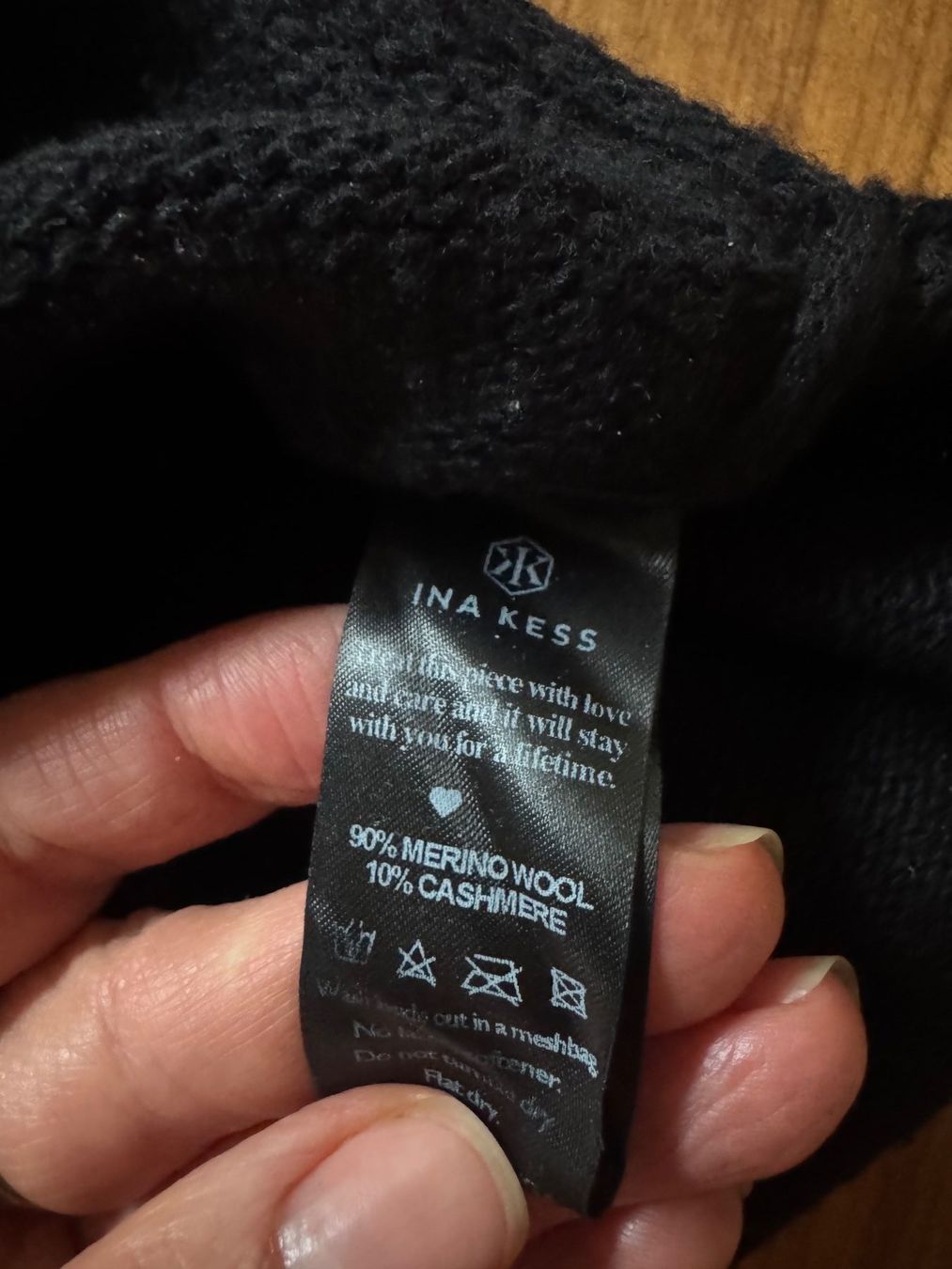 Pullover & Sweatshirts: Ina Kess Pullover schwarz V-Ausschnitt gebraucht – Gebraucht aus Wabern von coody33 4