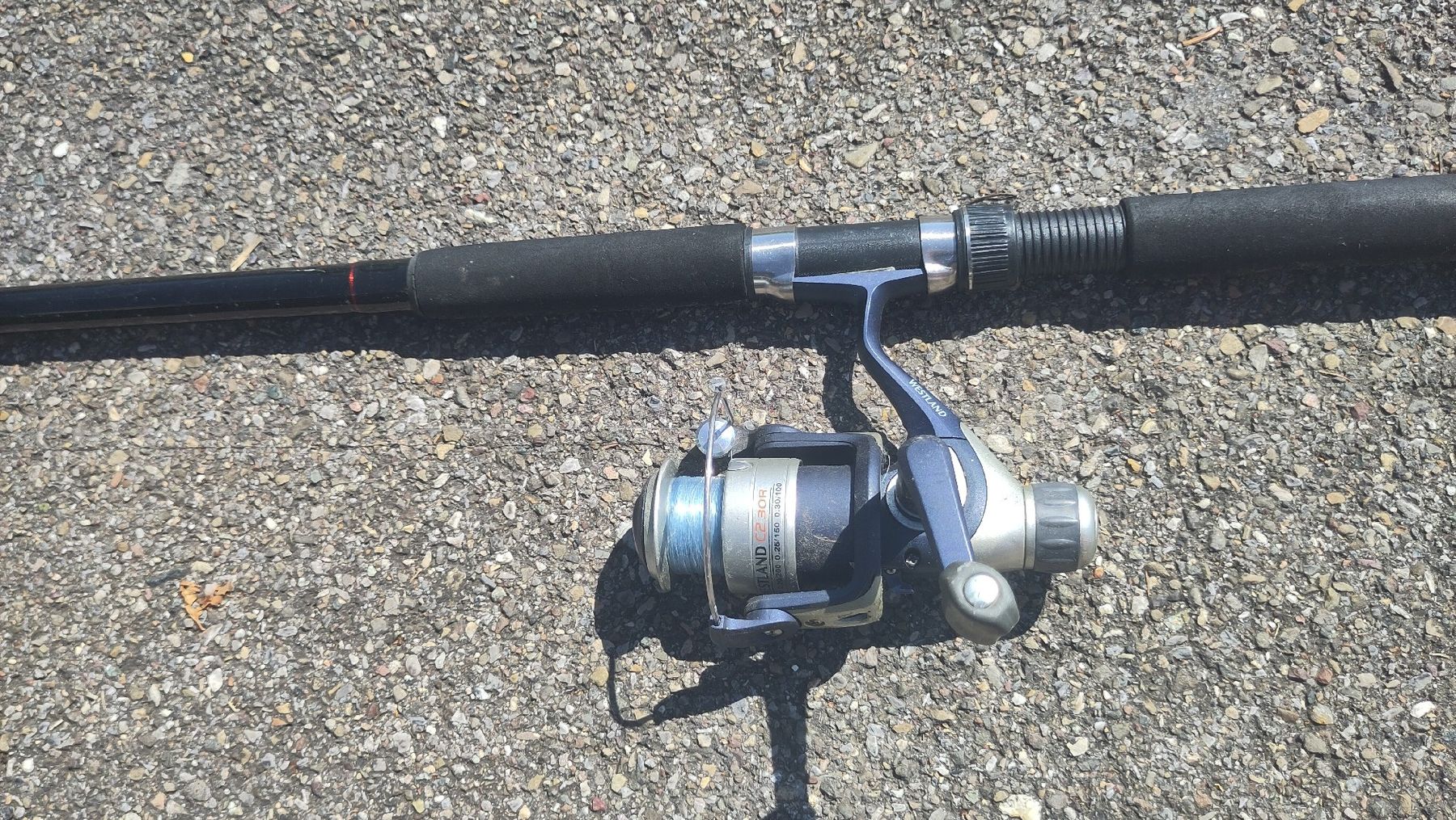 Canne da pesca: Fischerrute mit Rolle "Fluence" – Usato da Bassersdorf venduto da Narvik2000 2