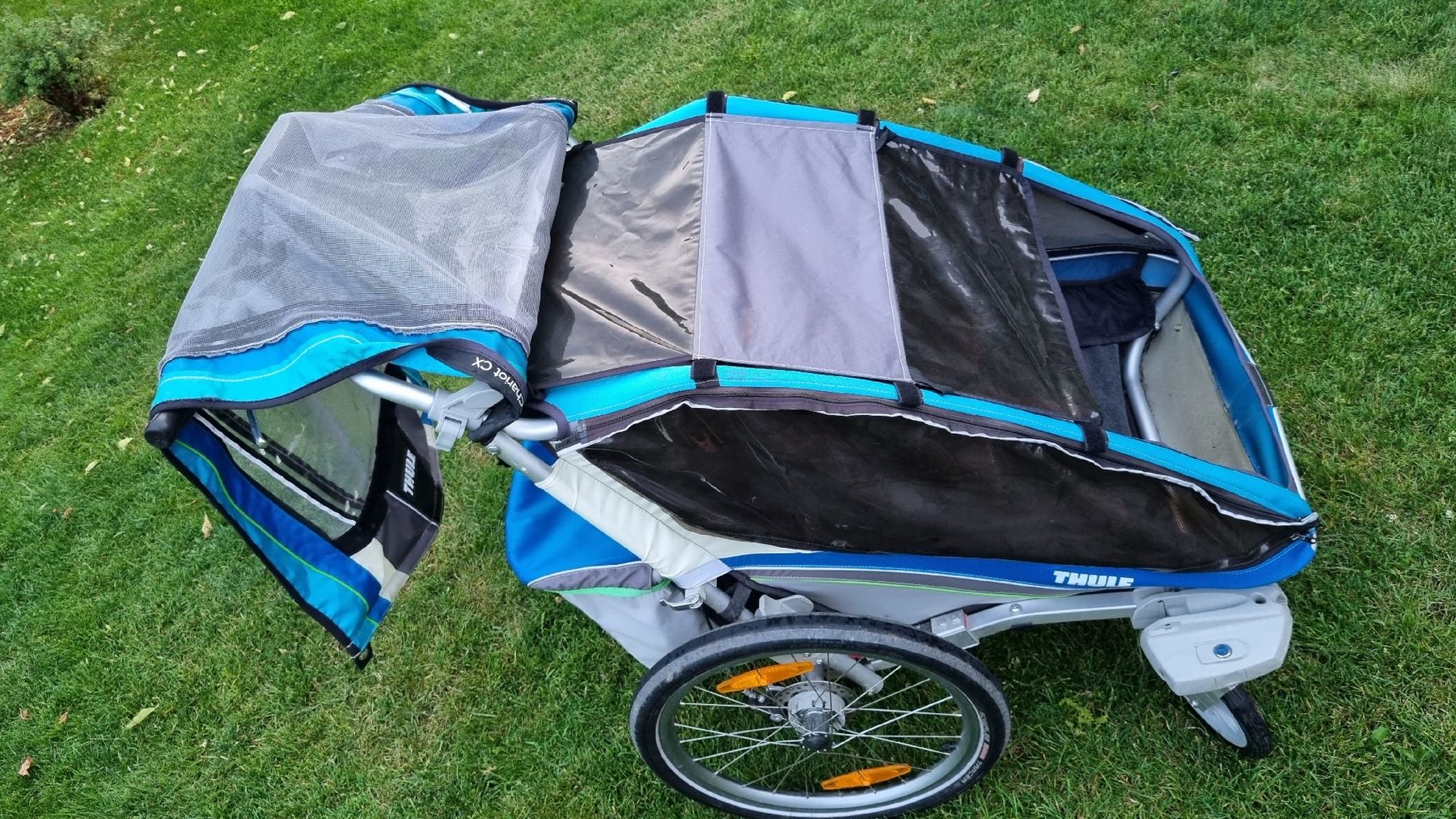 Thule Rimorchi: Thule Chariot CX2 mit Zubehör – Usato da Eglisau venduto da naminaso 3