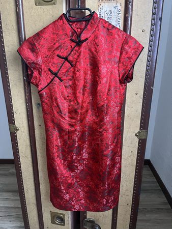 Vestito stile cinese rosso con dragoni taglia XS