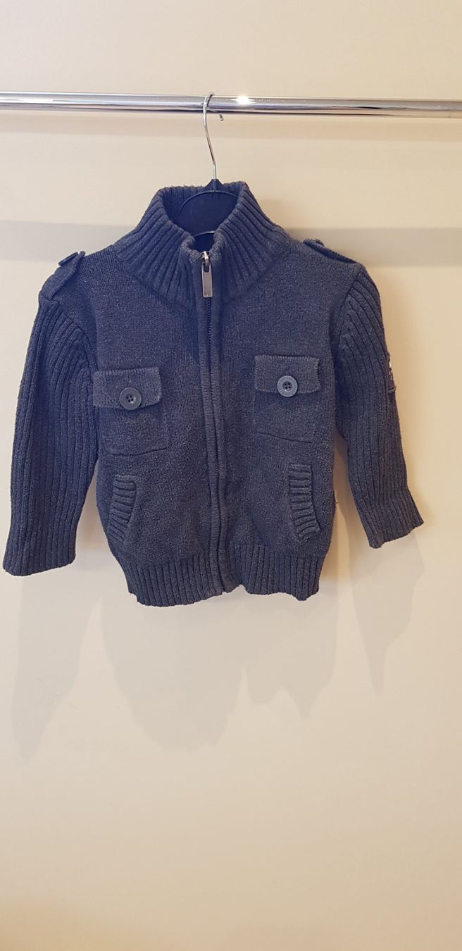 Vestes & Manteaux: Strickjacke dunkelgrau, Gr. 92 – D'occasion à Dietikon par grafad