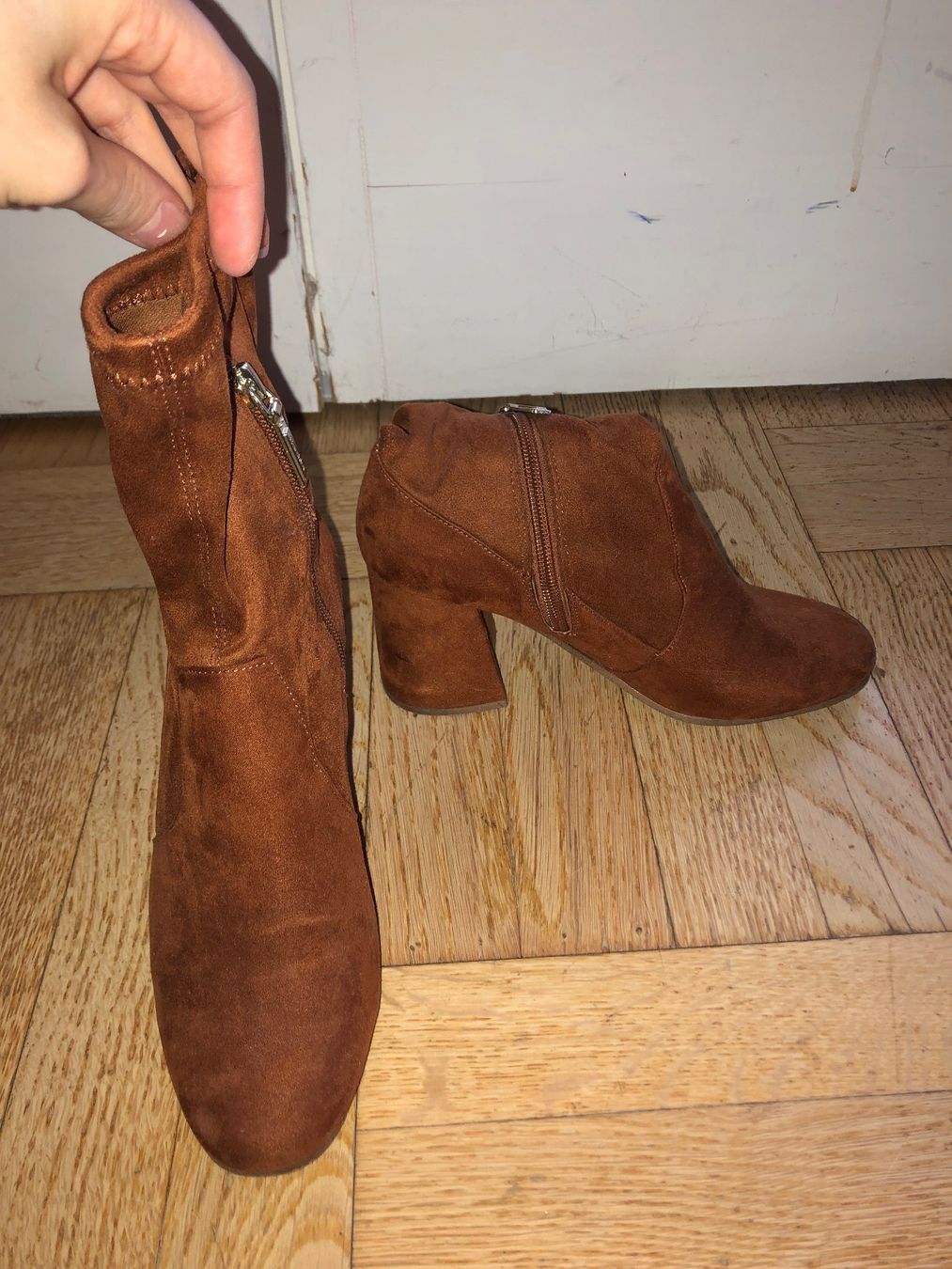 Scarpe da donna: Bottines en faux daim 38 – Usato da Bulle venduto da sop_ct6x 1