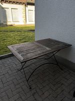 Gartentisch Holz und Metall, Model Rebecca, klappbar