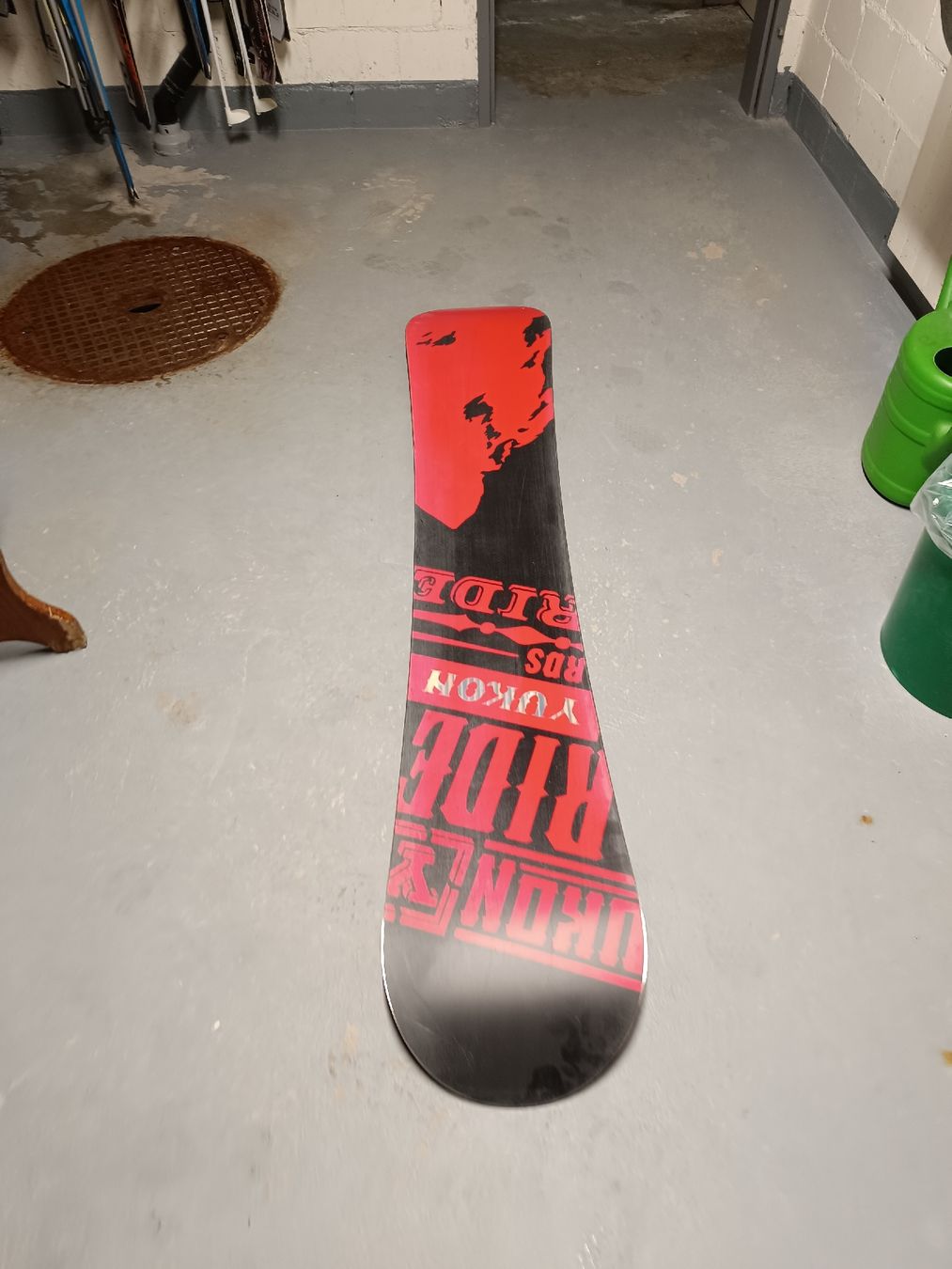 Ride Board: Ride Yukon 72 Snowboard 172cm – Usato da Berikon venduto da mezzze 1