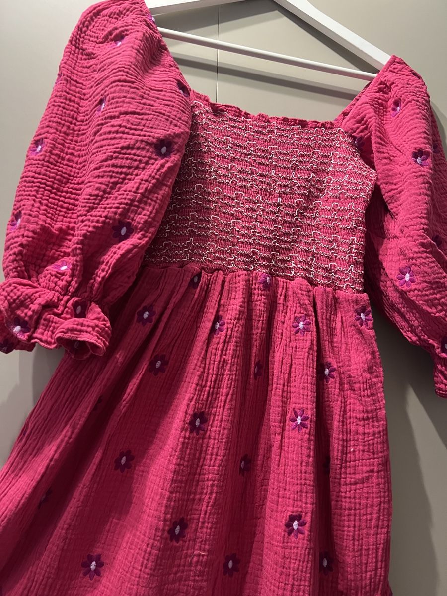 Robes: Kleid pink bestickt Grösse – D'occasion à Zürich par R1908 2