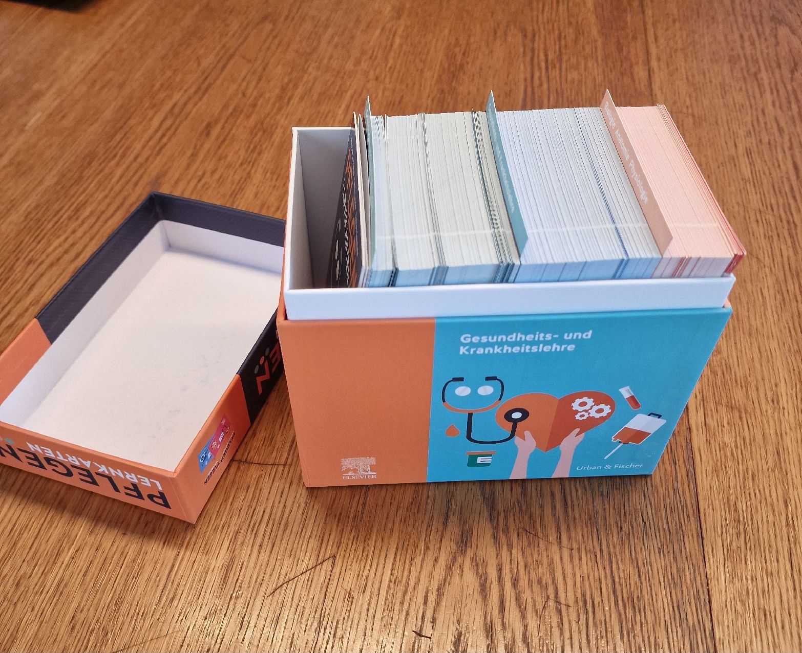 Autres fournitures scolaires: PFLEGEN Lernkarten mit Box Neu – Neuf (Voir description) à Steinen par sam_zy9z 2