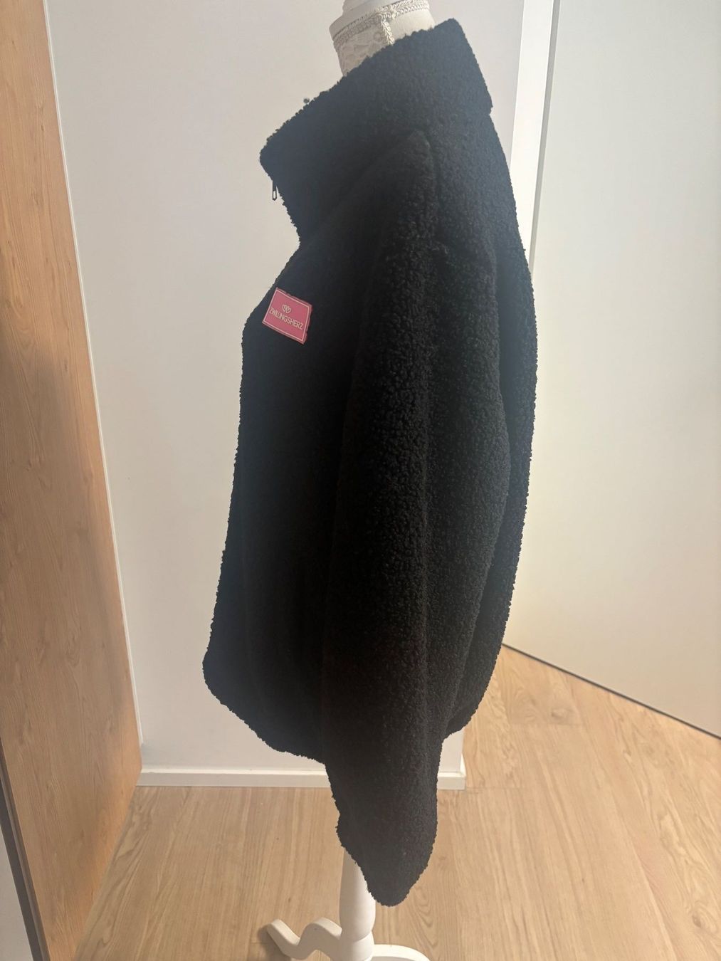 Giacche: Zwillingsherz Übergangsjacke schwarz – Usato da Zürich venduto da McQeen 4