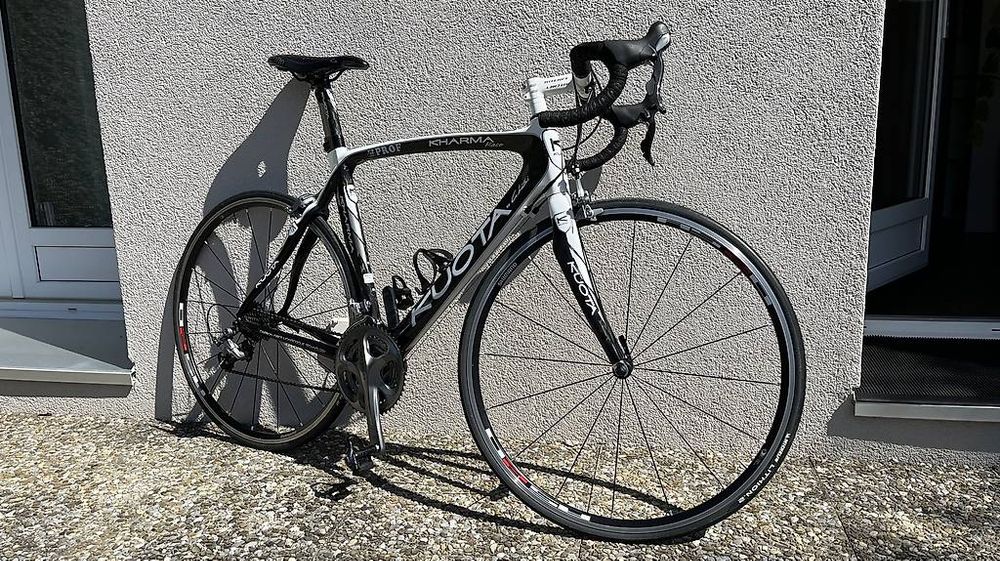 Réparation cadre de vélo carbone Kuota